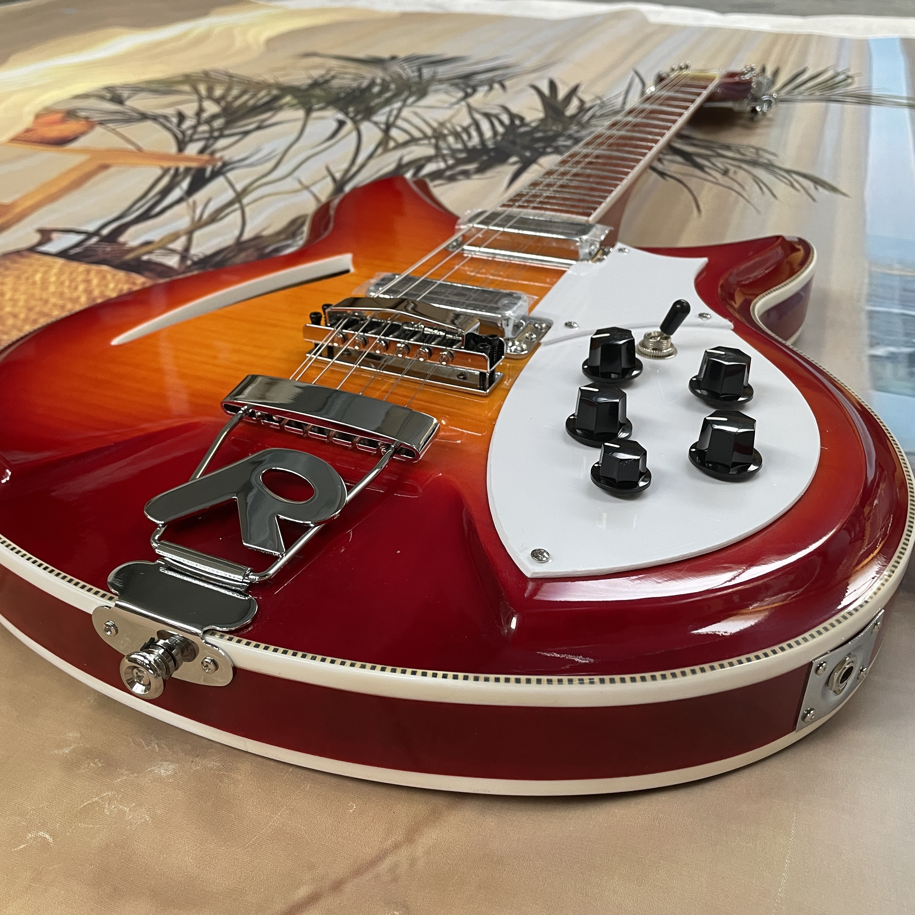 12-string semi-hollowbody elec - Electric Guitar Beginner recensione e prezzo