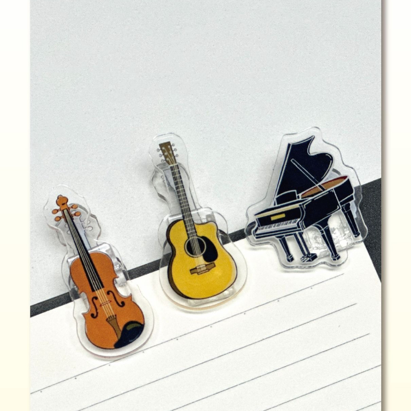 Musical Instrument Shaped Shee - Musical Instruments List recensione e prezzo