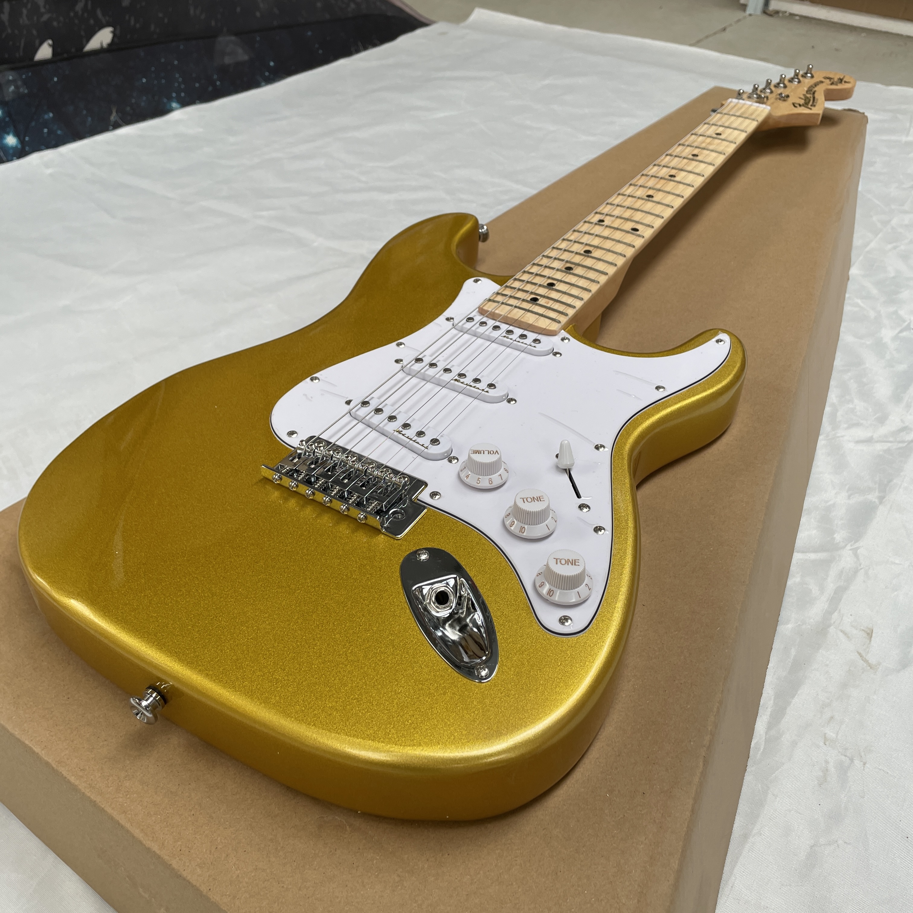 Gold-plated pink lacquer elect - Electric Guitar Beginner recensione e prezzo