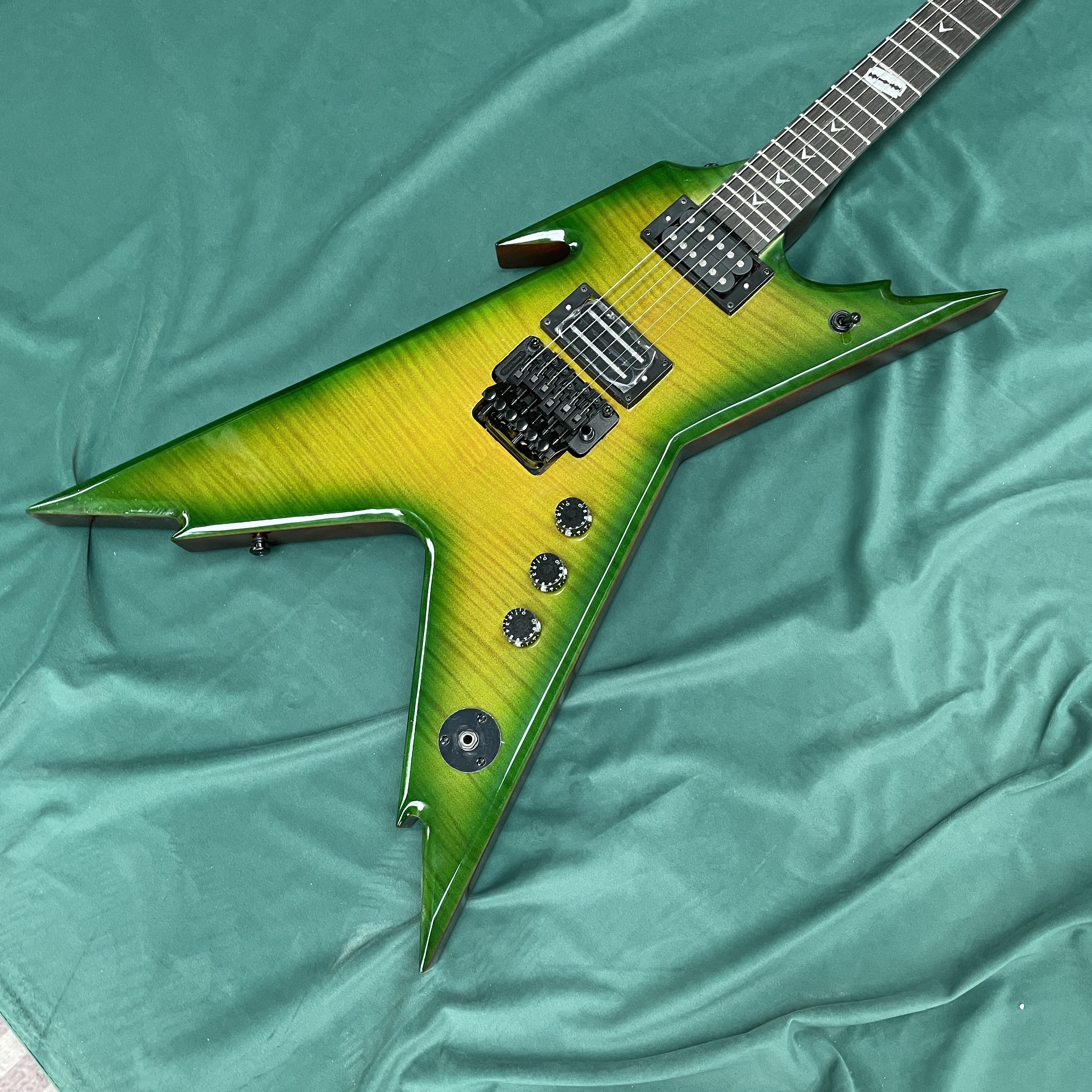 6-string electric guitar, tige - Electric Guitar Beginner recensione e prezzo