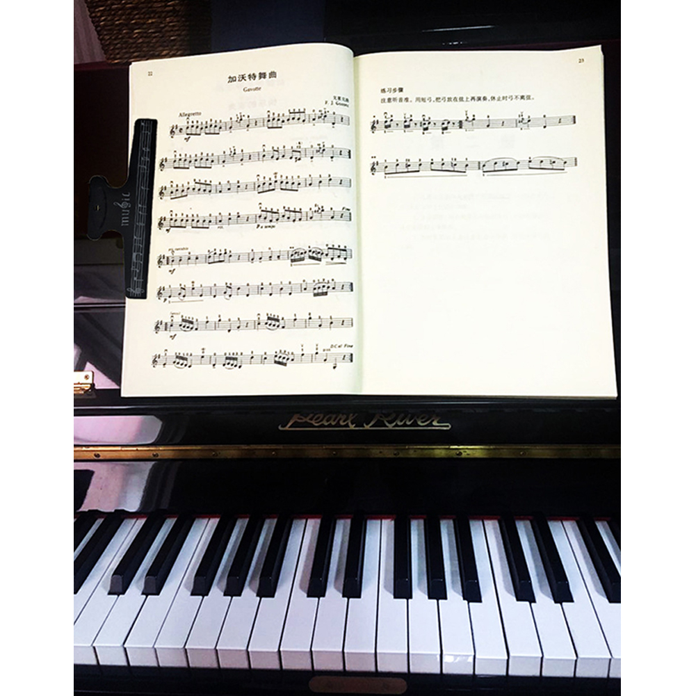 Sheet Music Clips Book Page No - Musical Instruments List recensione e prezzo